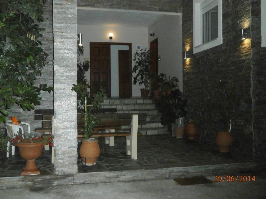 Ioannis Avrades Apartments Agiakampos  Zewnętrze zdjęcie