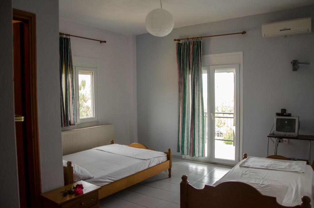 Ioannis Avrades Apartments Agiakampos  Zewnętrze zdjęcie