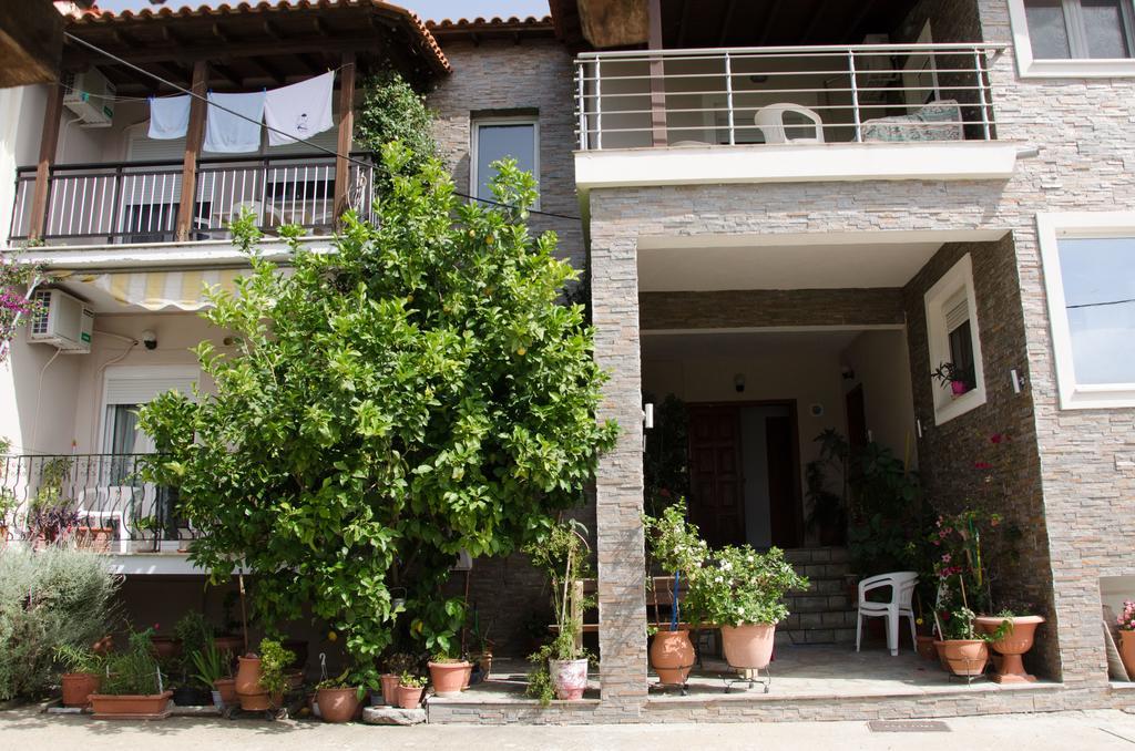 Ioannis Avrades Apartments Agiakampos  Zewnętrze zdjęcie