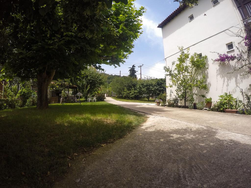 Ioannis Avrades Apartments Agiakampos  Zewnętrze zdjęcie
