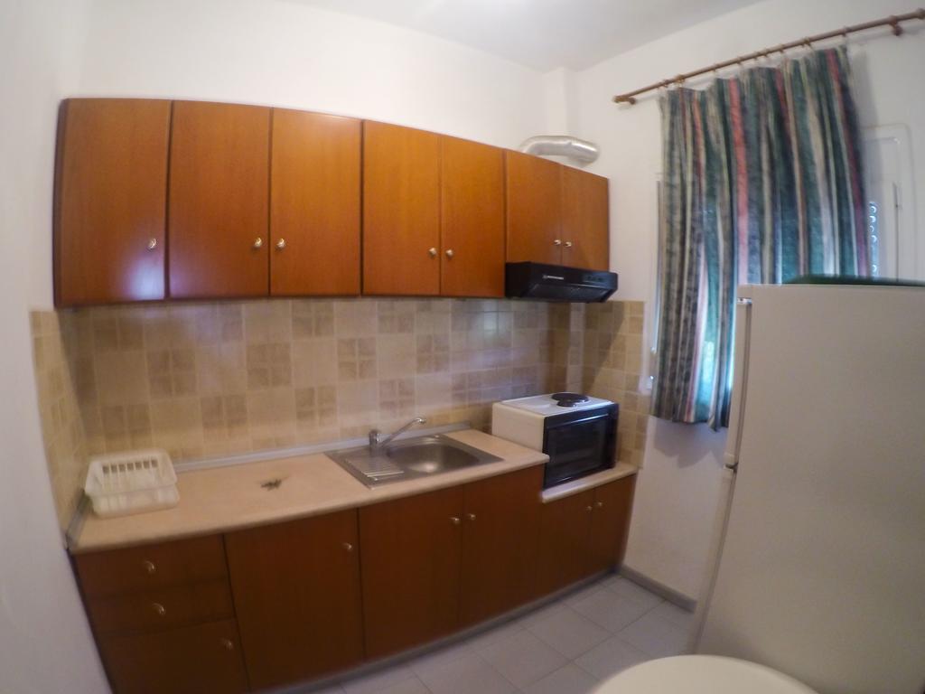 Ioannis Avrades Apartments Agiakampos  Zewnętrze zdjęcie